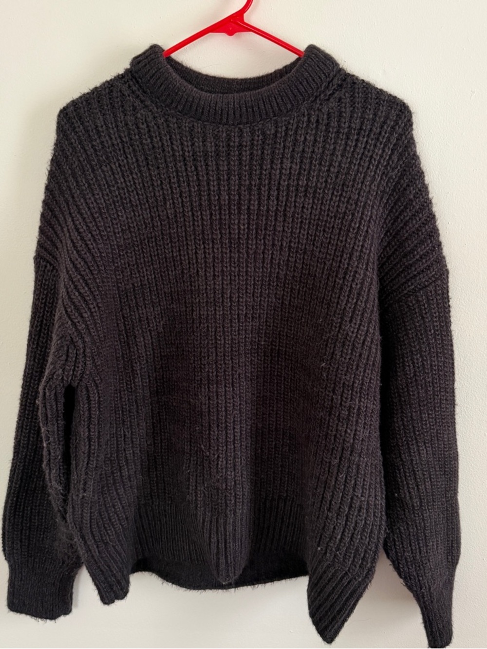 H&M Chunky Knit Crewneck Sweater — dark grey